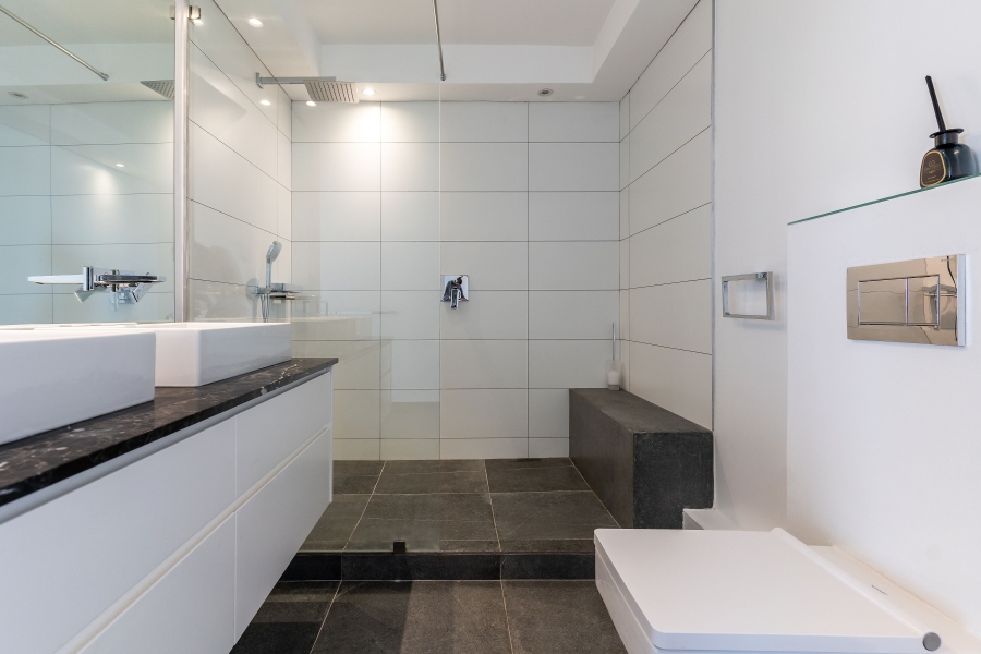 2 Bedroom Property for Sale in Bantry Bay Western Cape